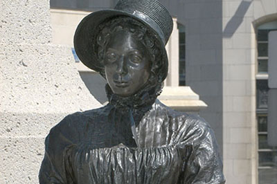 Photo couleur monument Laura Secord, Ottawa